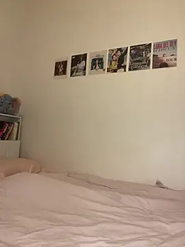 milkyhonybaby online show from February 19, 10:52 pm