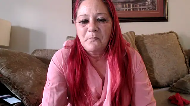 LexxiLeeds online show from October 11, 7:27 pm