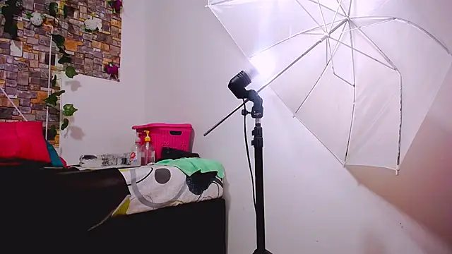 MaidenGame online show from December 2, 3:58 pm