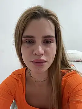 EmiliaCatalina online show from October 6, 10:03 pm