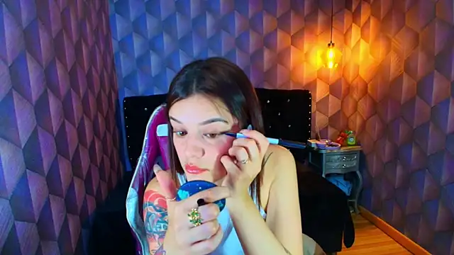 LiaHarryis online show from April 2, 5:54 pm