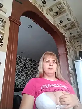 Lady nice cat online show from September 15, 3:26 am