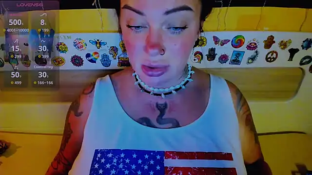 EllieOz online show from September 15, 6:48 pm