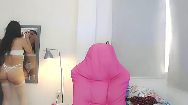 sasha mom69  online show from March 22, 7:09 pm