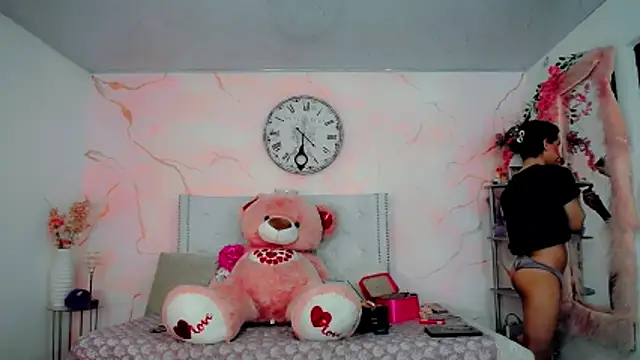 maria camilacms online show from February 24, 6:50 pm