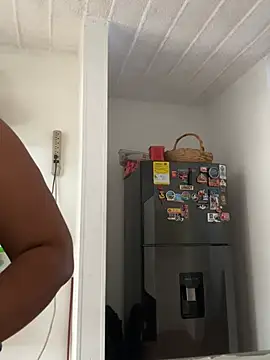 emmyjhonson07 online show from February 13, 4:52 pm