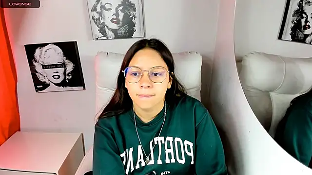 SamanthaRoldaan online show from April 16, 2:39 pm