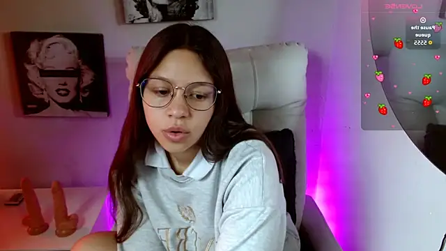 SamanthaRoldaan online show from September 22, 2:59 pm