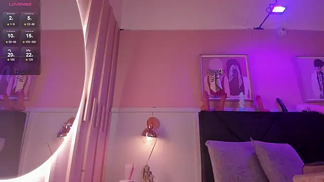 chloe watson  online show from February 21, 7:47 pm