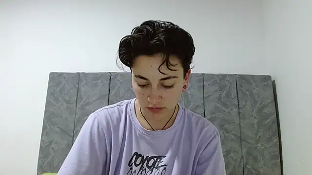 linda 33 online show from September 15, 12:19 am