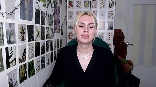 CapriScorpion online show from April 8, 5:26 pm