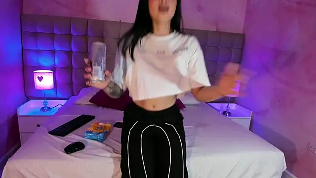 AnneDixie online show from October 21, 3:32 am