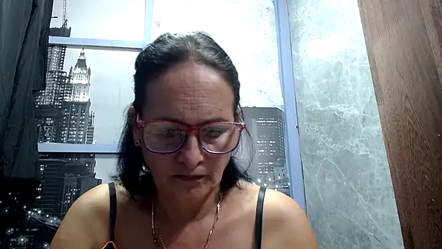 Nastylatinaxxx online show from February 5, 10:24 pm