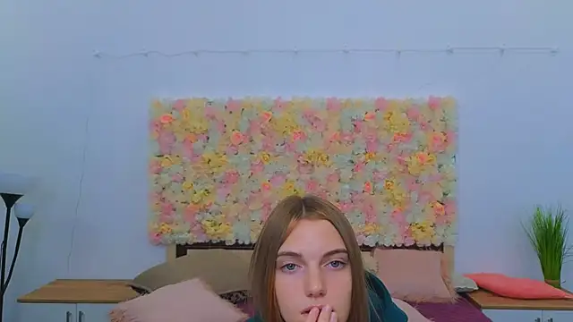  Olli  Stiw  online show from September 9, 7:08 am