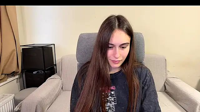 AliceKolltt online show from February 5, 2:31 pm