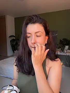 EmaSaenz online show from July 6, 10:34 pm
