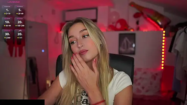 Alexis   Texas online show from September 10, 6:08 pm