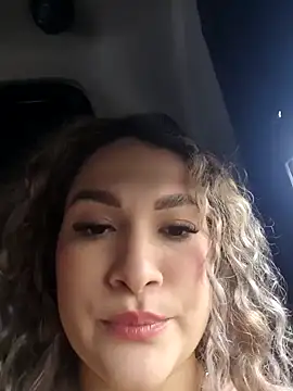 Sara smiiith211 online show from February 21, 10:21 pm