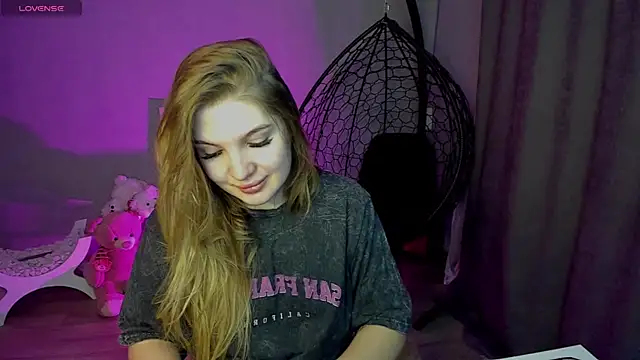 lily williamss online show from February 17, 12:43 am