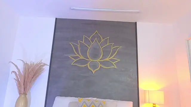 PamelaParrish online show from December 22, 12:30 pm