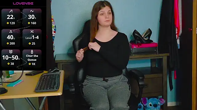 TreeJeanne online show from December 18, 8:35 pm