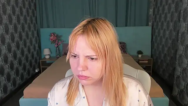 Stacy Luv online show from September 20, 12:32 am