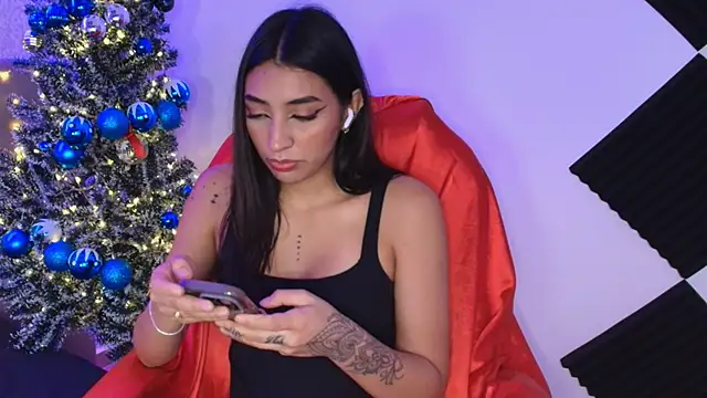  Aura- online show from January 13, 3:12 am