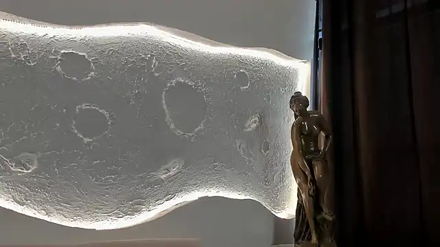  Emma Valka online show from November 11, 5:10 pm