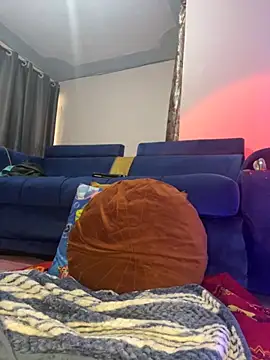 Cherrytowild online show from October 14, 8:28 am