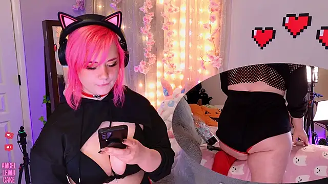 Angel-Lewd-Cake online show from March 19, 10:19 am