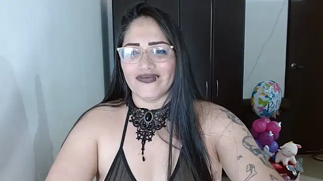 natashasmithe online show from March 20, 1:10 am