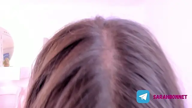 sarah-bonneth online show from September 20, 11:52 am