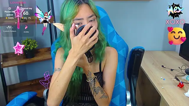 Erika Stevens online show from October 16, 12:02 am