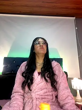 valentinabaez online show from November 21, 7:38 pm