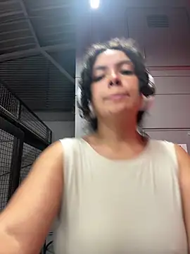 Nathcurly  online show from March 5, 2:40 am