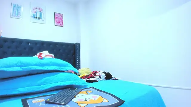 ClayrRosse online show from September 22, 11:03 pm