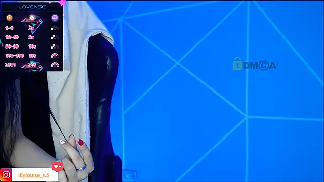 lilylouisee online show from November 29, 12:25 am