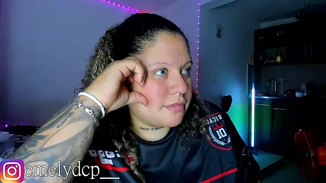 mariana maze online show from October 3, 5:23 am