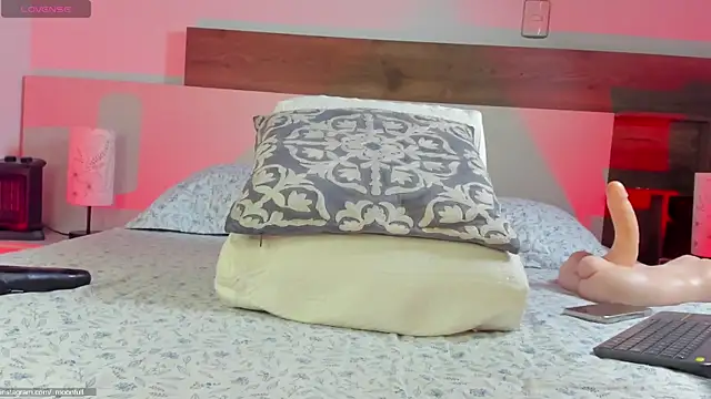  fullmoon online show from December 4, 10:43 pm