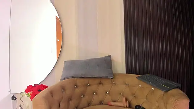  shantal smith online show from March 2, 12:43 am