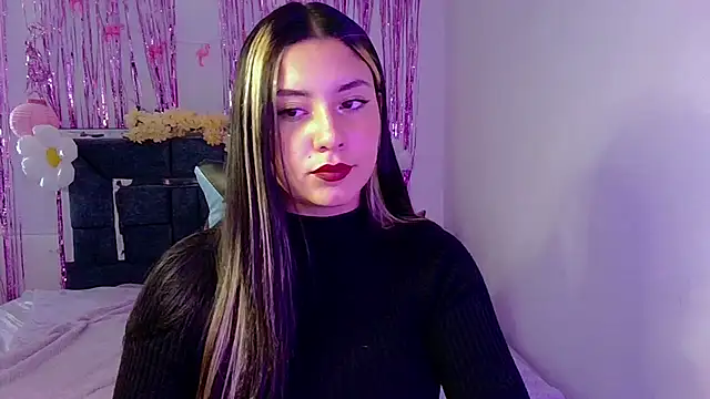 Lia 14  online show from September 12, 9:55 pm