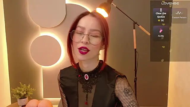 rosse 98  online show from October 17, 2:42 pm