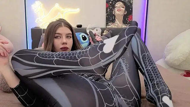 dolly ll online show from January 8, 1:37 pm