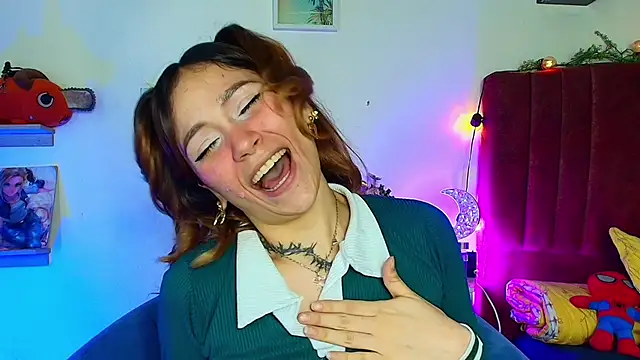 alisson zafiro  online show from March 23, 3:34 am