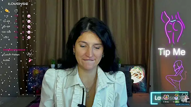 Alianna Solo Kisses online show from October 28, 12:55 pm