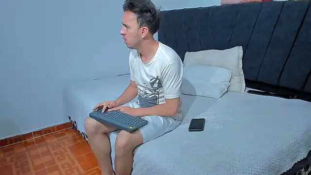 big-dicktop23 online show from October 12, 10:01 pm