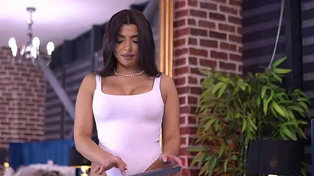 NicoleCellini online show from November 1, 7:29 pm