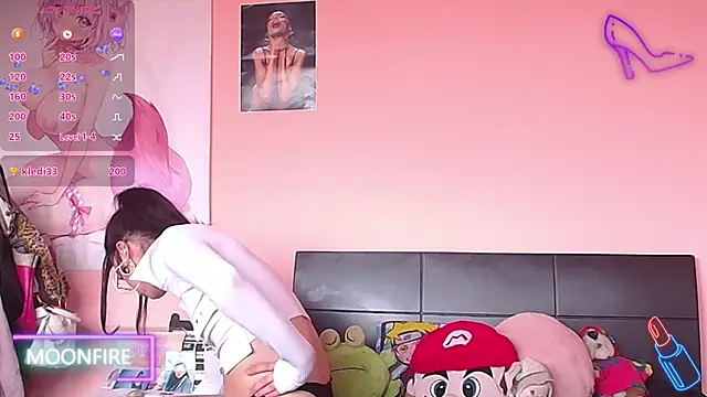 moonfiredancer online show from December 17, 3:16 pm