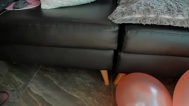 LIZ HOLMES online show from September 9, 1:33 pm