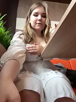 PumaShyXD online show from September 13, 12:13 pm